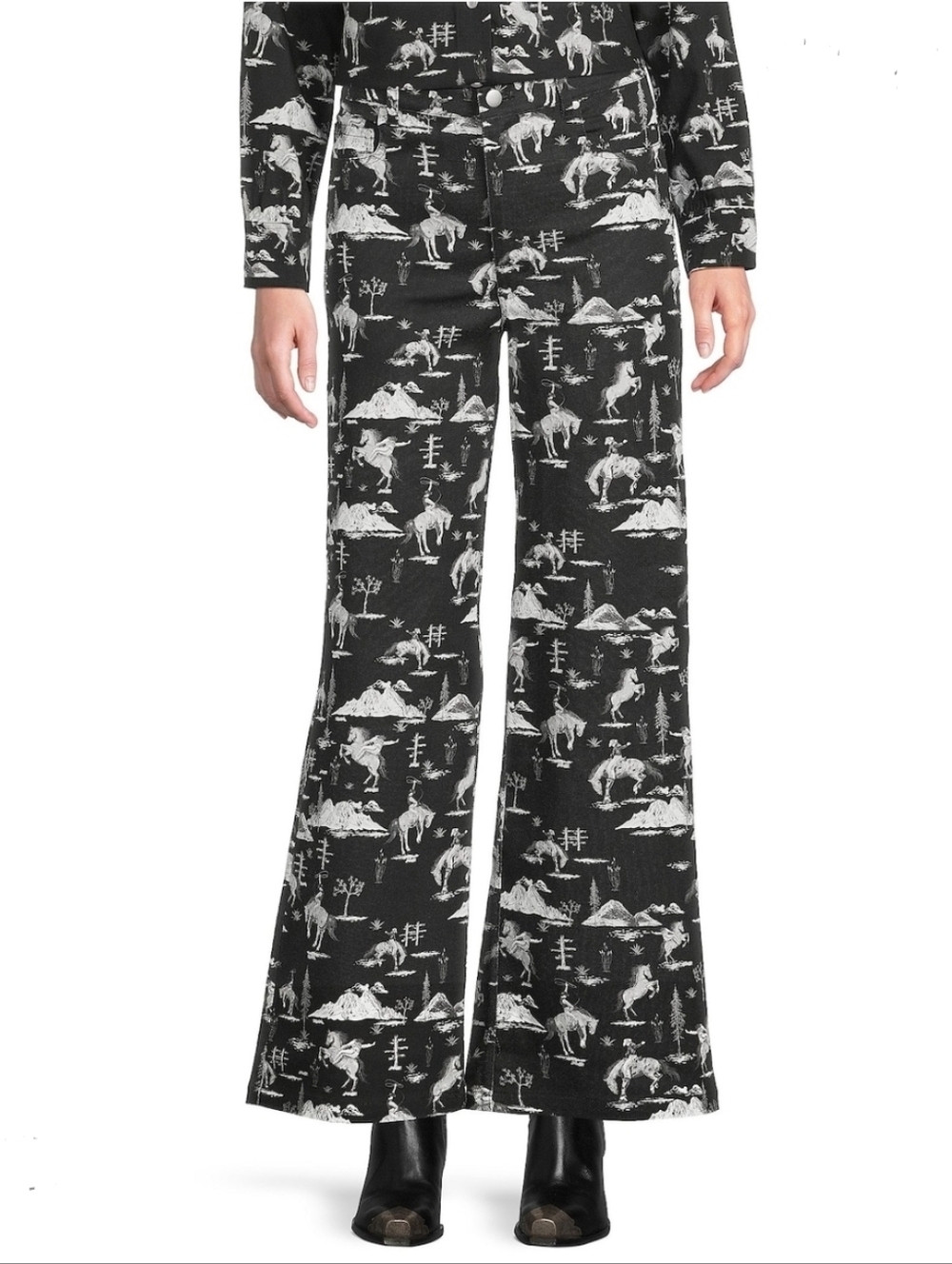 NWT Reba Stretch Twill Wide-Leg Cowboy Print Jean